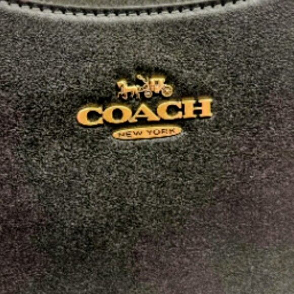 COACH HOBO BAG WITH Grommet's - Picture 7 of 9